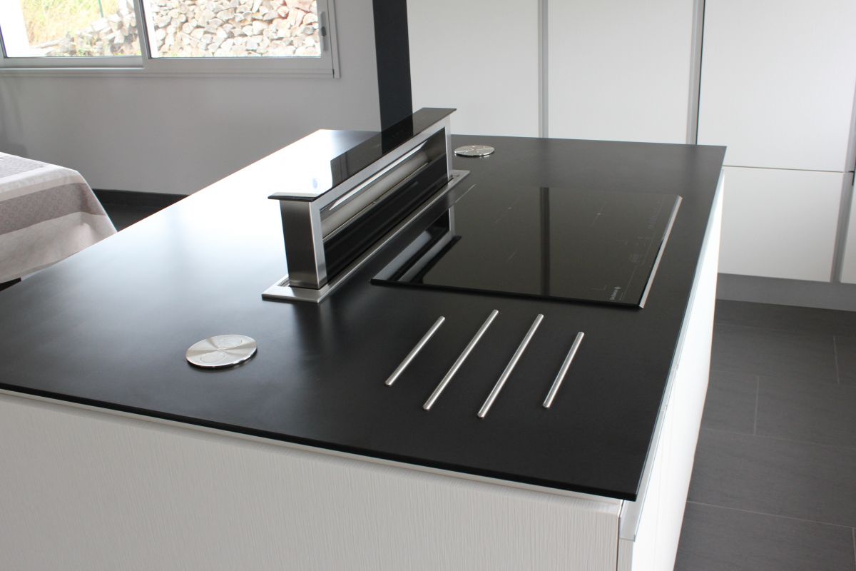 CUISINE%20DIVERT%20111%20lumiere%20sortie%201